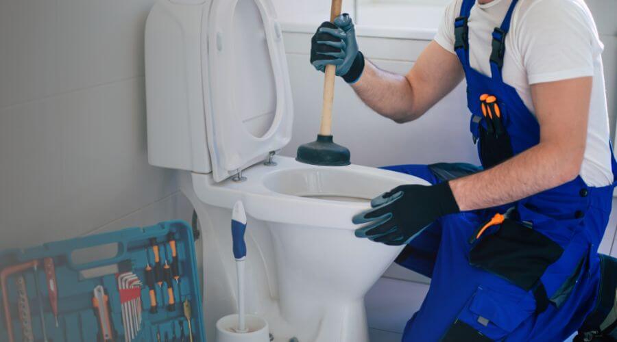 Expert burst pipe repair services in Secondcreek, WV